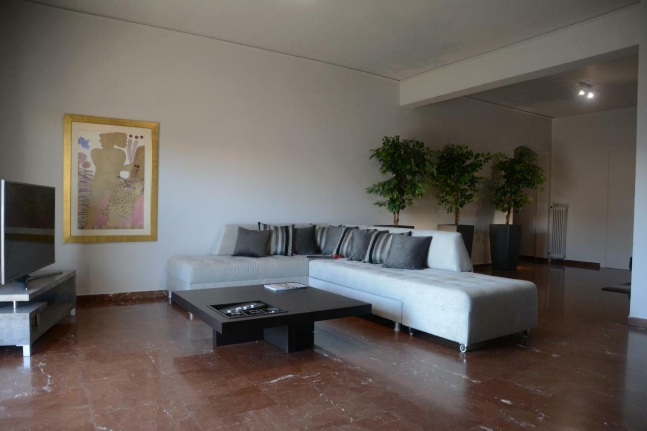 Modern & Classy Central Apartment Aten Exteriör bild
